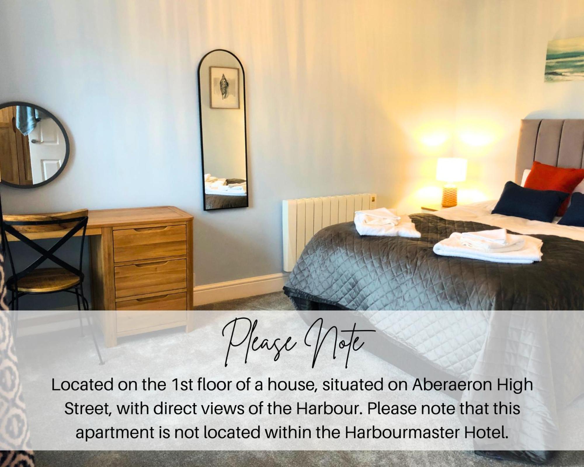 Harbourmaster Hotel Аберайрон Экстерьер фото